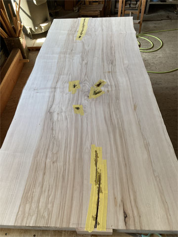 栃無垢一枚板ダイニングテーブル