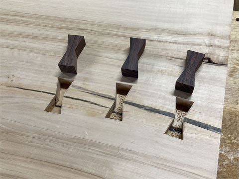 栃無垢一枚板ダイニングテーブル