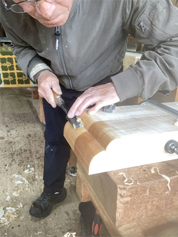 栃無垢一枚板ダイニングテーブル